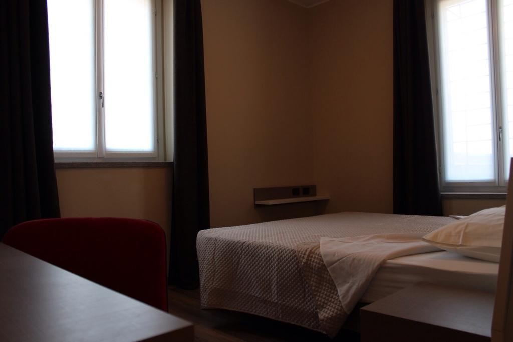 Locanda Ai Due Orsi Милано Екстериор снимка